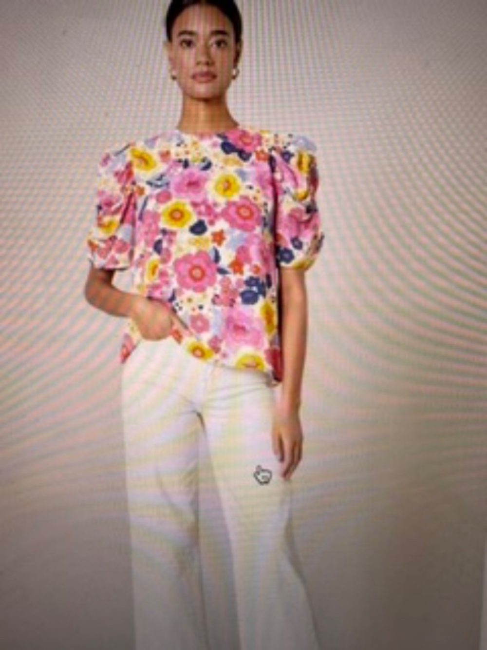 NEW WITH TAGS! From Avara, Sugarlips floral top, SO PRETTY, Medium, $64